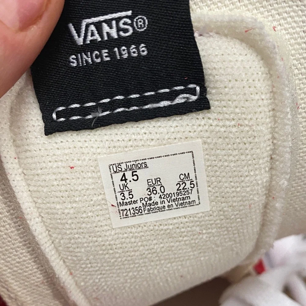 Vans Kids 4.5/Women’s 6.5‎ Red Flame Checkered Sneakers NWOT